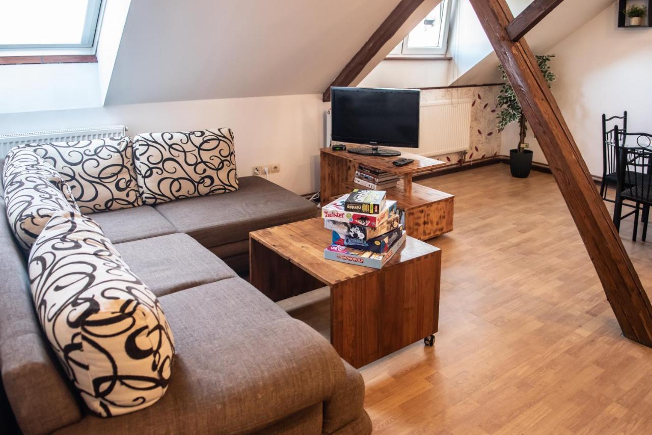 Podkrovni Apartman S Vyhledem Na Namesti Lomnice nad Lužnicí المظهر الخارجي الصورة